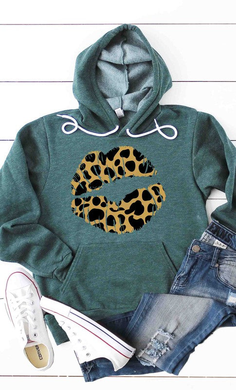 Leopard print lips discount sweatshirt